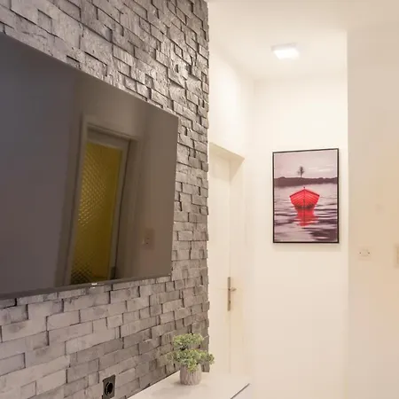 Casa vacanze Beautiful In Gradina With Kitchen